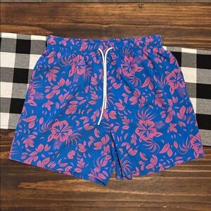Manfinity large pink blue Hawaiian print Swim Shorts